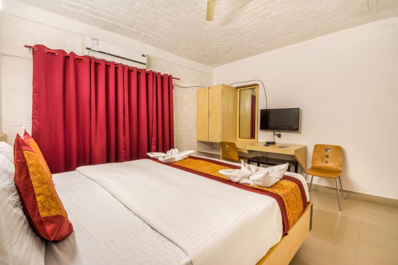 Casa Holiday Resorts Араку Екстериор снимка