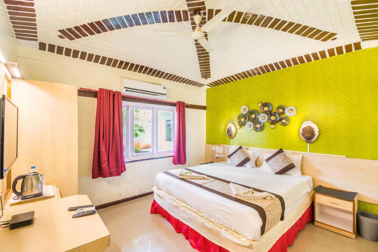 Casa Holiday Resorts Араку Екстериор снимка