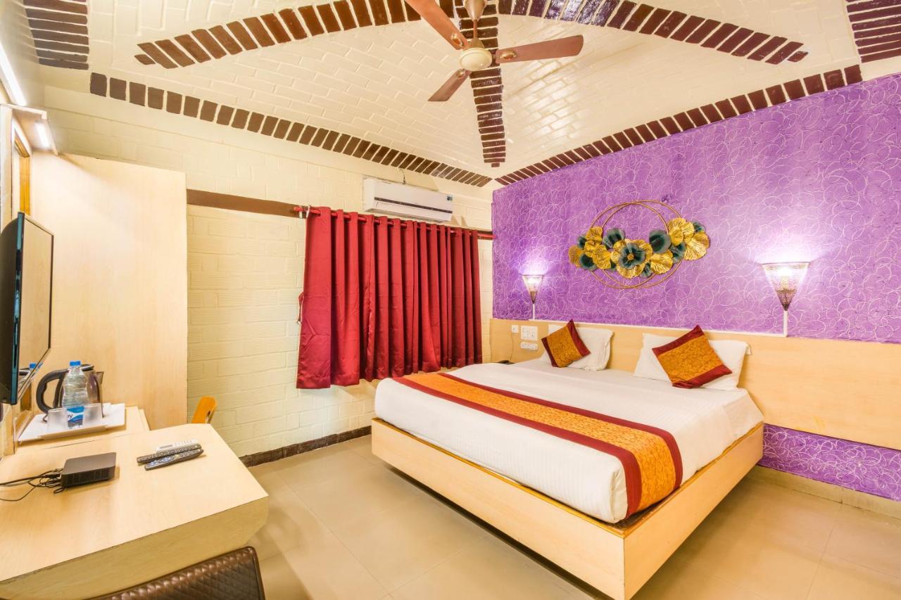 Casa Holiday Resorts Араку Екстериор снимка
